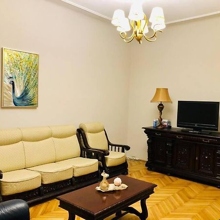 Ultra-Central And Elegant Ap In Opera Square Vic23 Тімішоара Екстер'єр фото